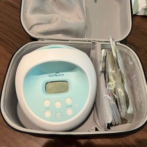 Spectra White and Blue Electric Pump